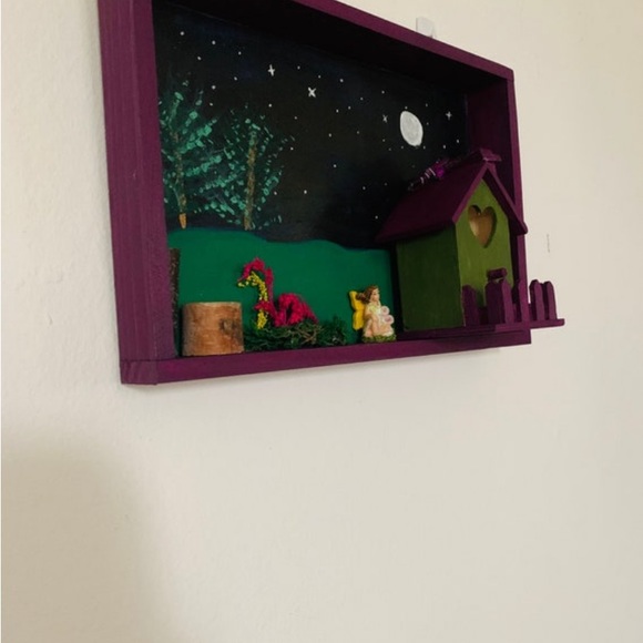 Gothic Wooden Birdhouse - Picture 3 of 7